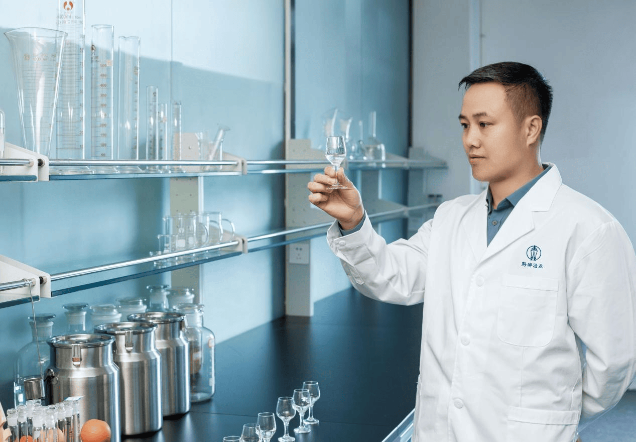 黔醉酒業(yè)總工程師趙仕蛟 | 二十九載奮斗不輟，農(nóng)家少年終成不凡工匠